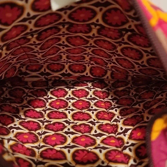 Vera Bradley Carnaby Olivia 2009 Shoulder Bag - Picture 8 of 9